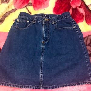 A GAP denim skirt